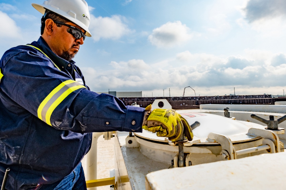 Local service and risk mitigation